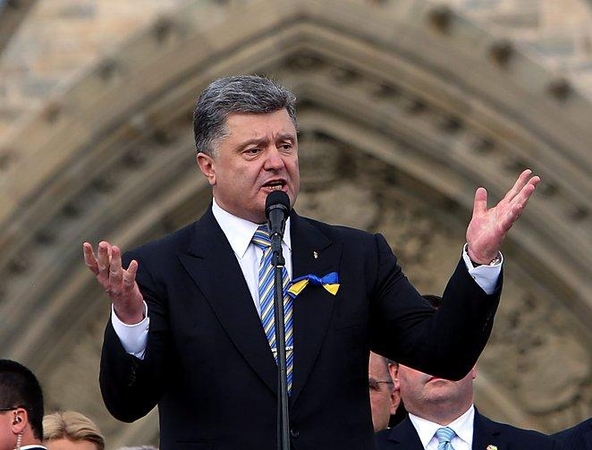 П. Порошенко не поддастся шантажу