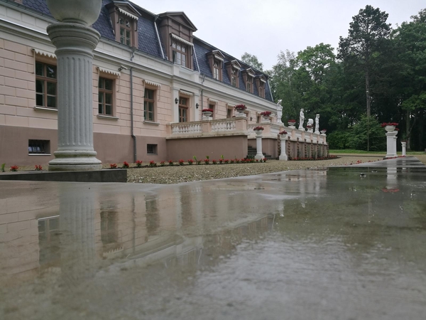 Žagarės dvaro rūmai.