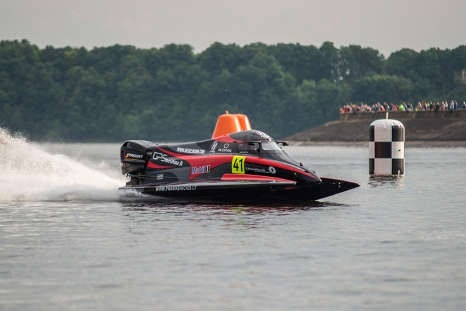 F2 pilotas E. Riabko: svajoju apie podiumą