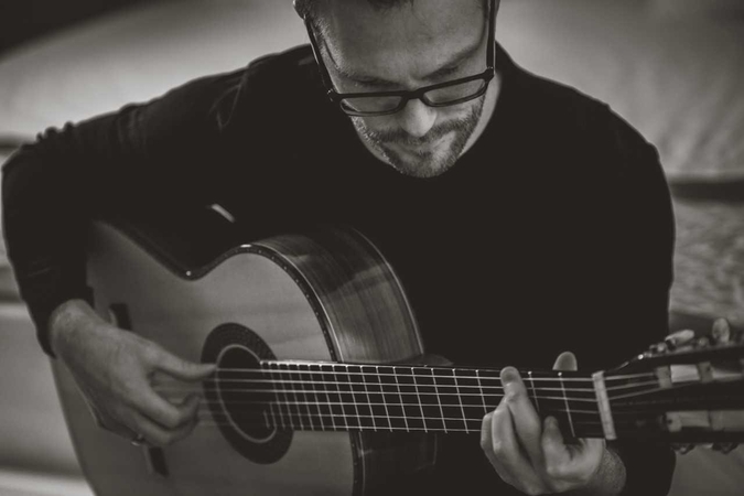 Koncertų salėje – gitaros ir smuiko duetas
