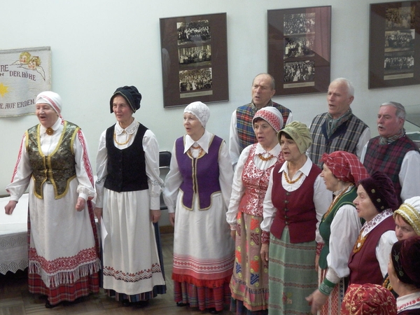 Folkloro klubas „Šeimyna“.