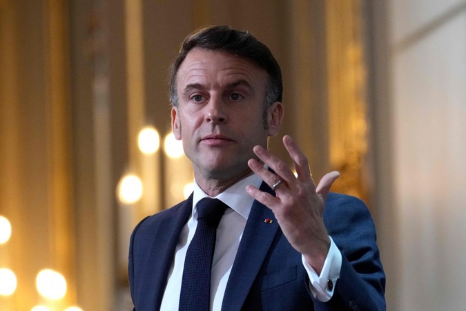 Macronas: taika Ukrainoje turi būti paremta tvirtomis saugumo garantijomis