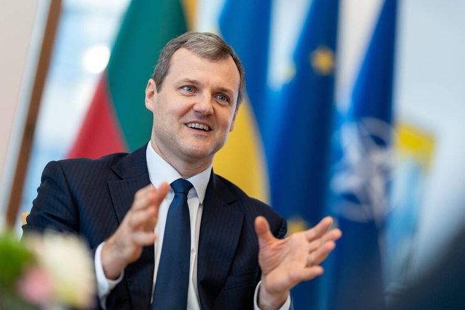 Naujausia apklausa: partijų reitingo viršūnėje išlieka socialdemokratai