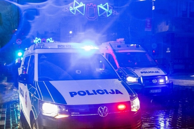 Jonavos rajone neblaivi moteris peiliu sužalojo vyrą