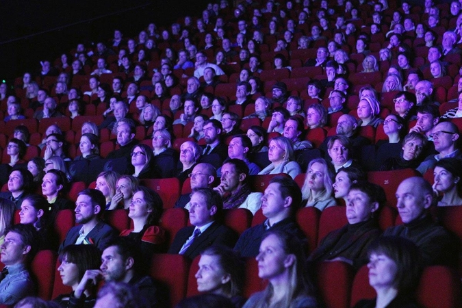 Dvi savaitės gero kino pasaulyje