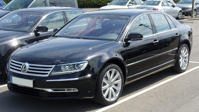 Aplinkos ministerija nebepirks brangaus automobilio
