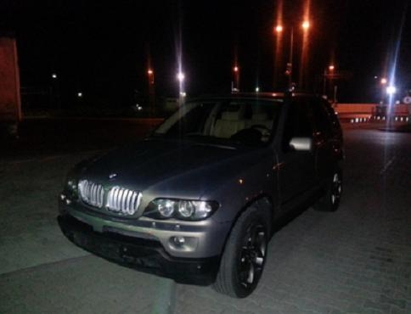 Ant ruso BMW – vogti numeriai