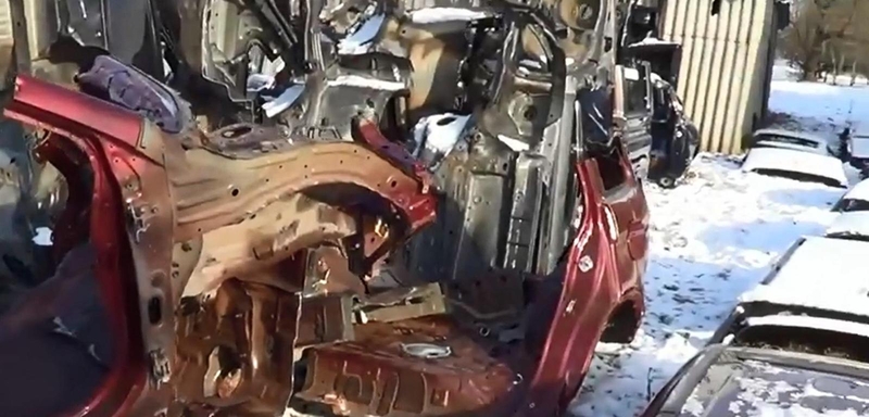 Gauja stos prieš teismą dėl vogtų automobilių