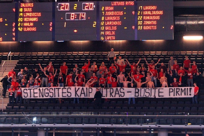 „Lietuvos ryto“ sirgaliai išbandė Kauno policijos jėgą