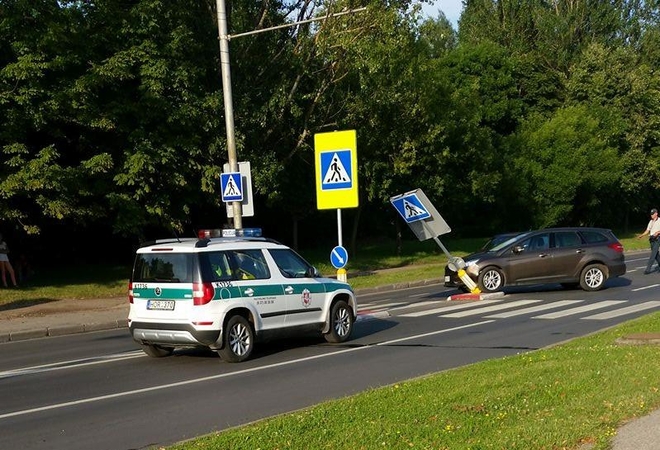 Kaltas ženklas ar vairuotojas?