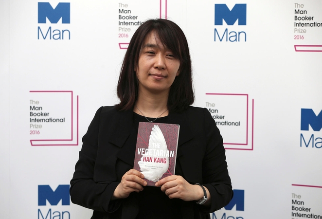 „Man Booker“ premiją pirmą kartą laimėjo rašytoja iš Pietų Korėjos