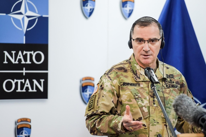 Kitą savaitę Lietuvoje lankysis NATO pajėgų Europoje vadas