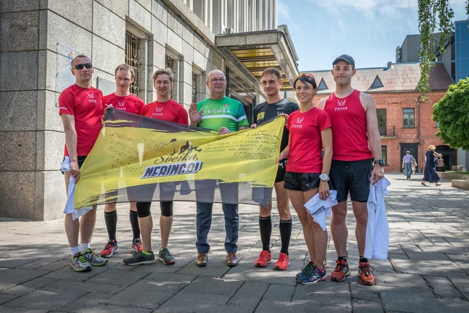 Pakeliui į Nidą bėgikai stabtelėjo Kaune