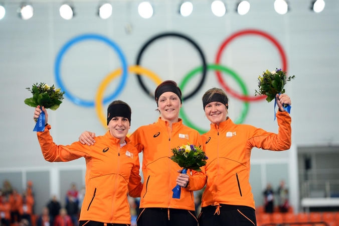 Greitojo čiuožimo varžybų 1500 m distancijoje prizininkių pakylą užėmė olandės