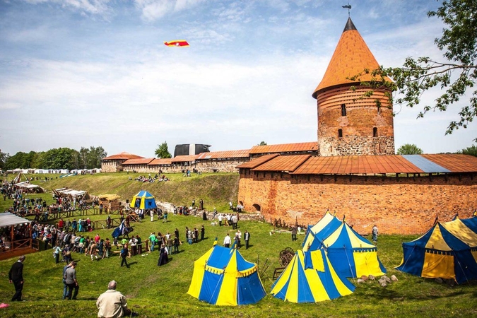 Muziejų kelias veda į Kauno pilį