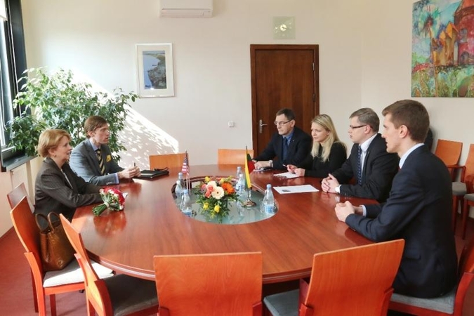 JAV ambasadorė Kaune gyrė Lietuvą