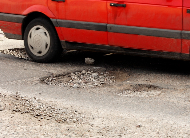Už papildomą milijoną bus tvarkomos prasčiausios Kauno gatvės