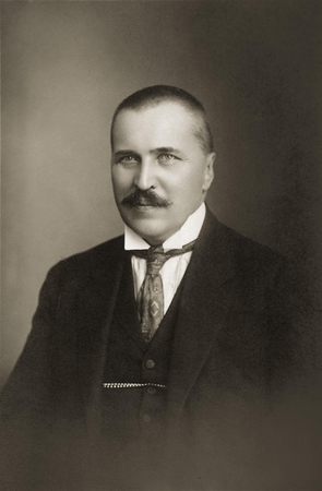 Jonas Vileišis – Lietuvos Nepriklausomybės Akto (1918 m.) signataras. 