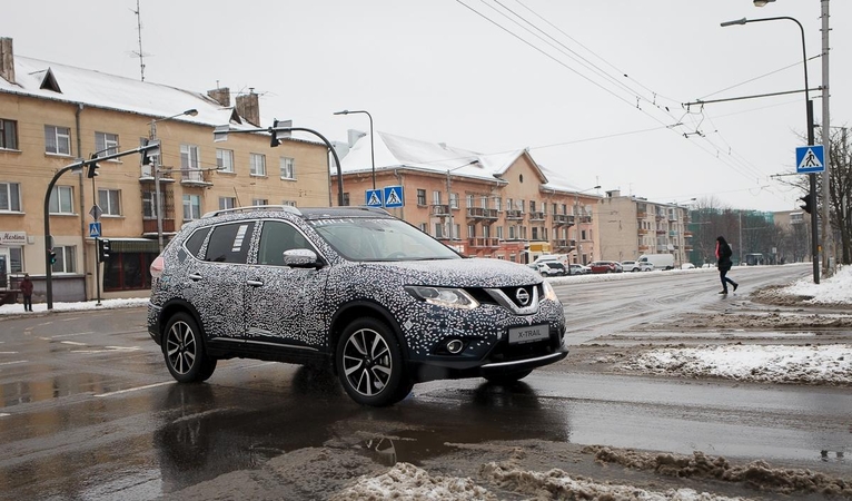 Kauno gatvėmis riedėjo rekordinis automobilis