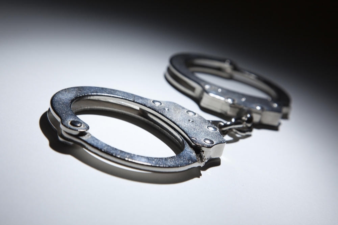 Vilniaus policija sulaikė devynis plėšimais įtariamus asmenis
