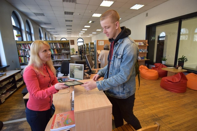 Naujovė Kauno bibliotekoje – skolinamos elektroninės skaityklės