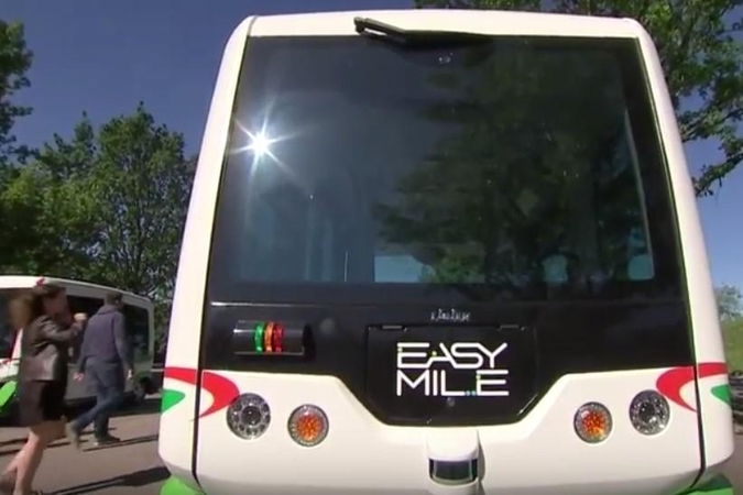 Estai vėl mus aplenkė: Taline važinės autobusai be vairuotojų