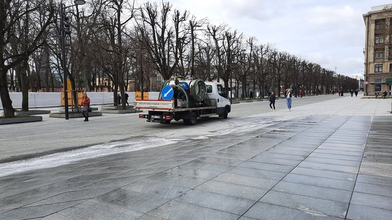 „Kauno švara“ nuplovė Šančių protesto pėdsakus