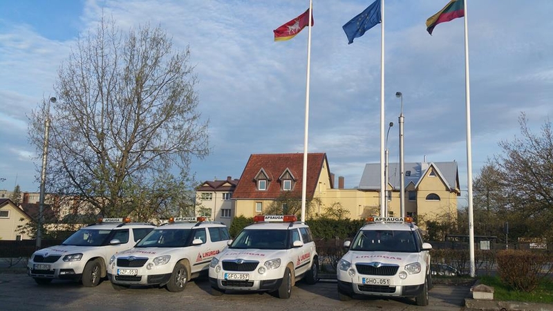 Avariją sukėlė ginkluotas ir girtas apsaugininkas