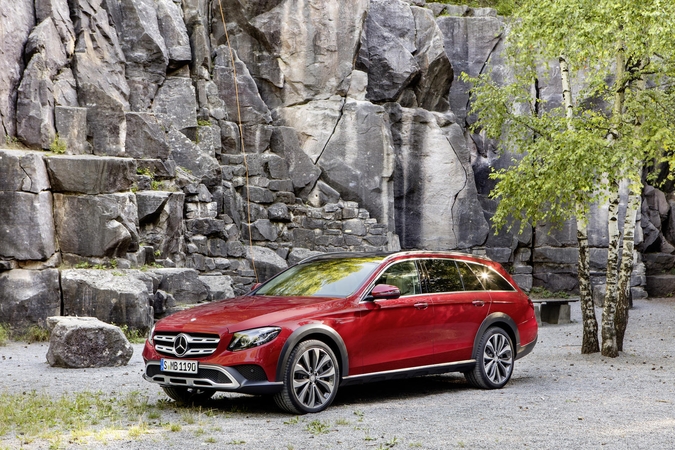 Universaliausias E klasės „Mercedes-Benz“ pasiekė Lietuvą