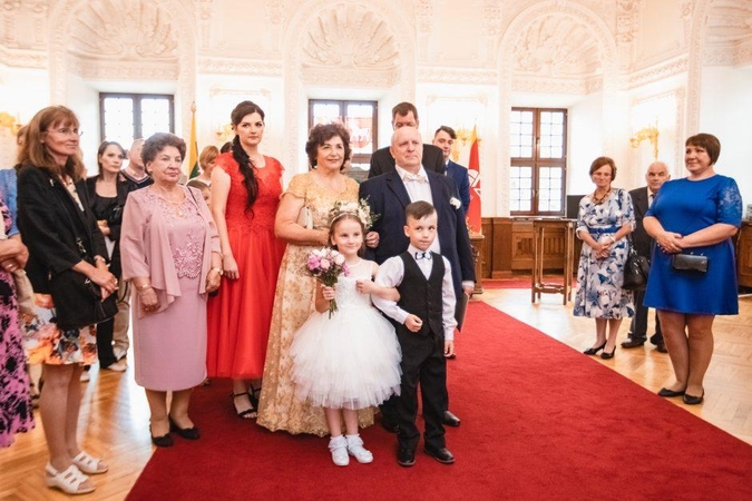 Pusšimtį metų drauge gyvenančios poros patarimas – pagarba ir įsiklausymas 
