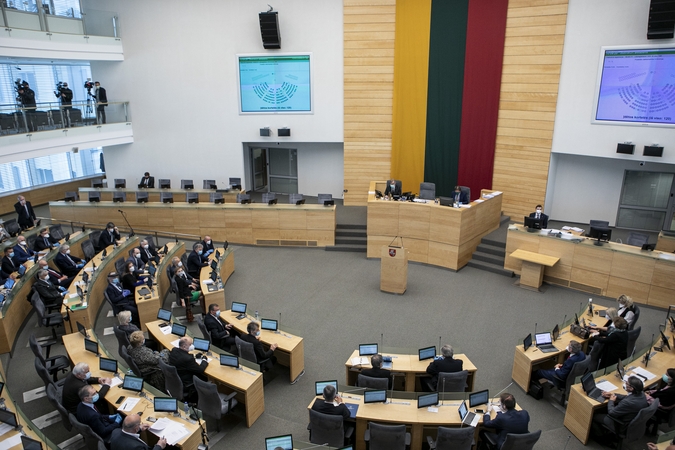 Dvyliktasis Seimas antradienį baigia darbą, nenumatytų posėdžių nebus