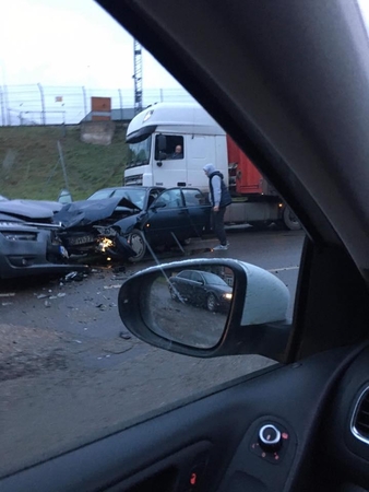 Avarija Kaune: „Citroen“ ir „Mazda“ nepasidalijo kelio