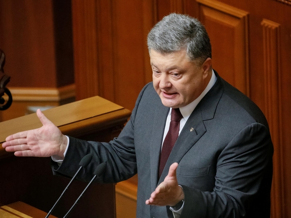Kremlius: JAV ir ES turi įtikinti P. Porošenką laikytis Minsko susitarimų
