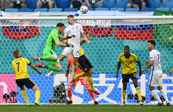 Europos futbolo čempionatas: slovakai nusileido švedams
