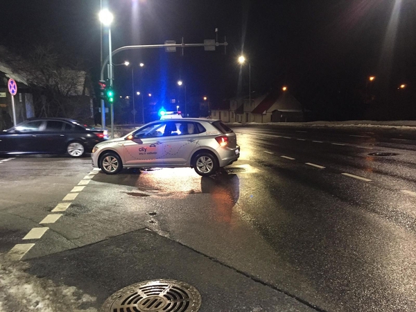 Avarija Aleksote: "CityBee" rėžėsi į "Volvo"