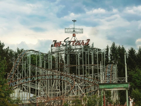Sovietiniame atrakcionų parke Elektrėnuose išliks amerikietiški kalneliai