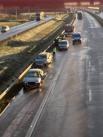 Didelė avarija ties Žiežmariais: yra sužeistų, atnaujintas eismas