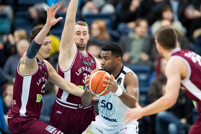  „Lietkabelis“ 38 taškais nušlavė „Neptūną“