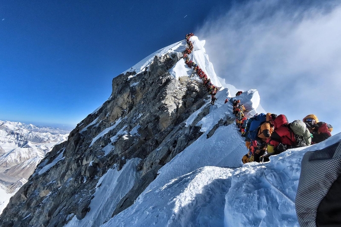 Alpinistų žūtys ant Everesto: sezono aukų skaičius padidėjo iki 10