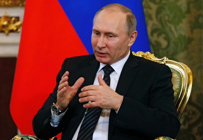 Kremlius teisina sprendimą pripažinti Ukrainos separatistų pasus