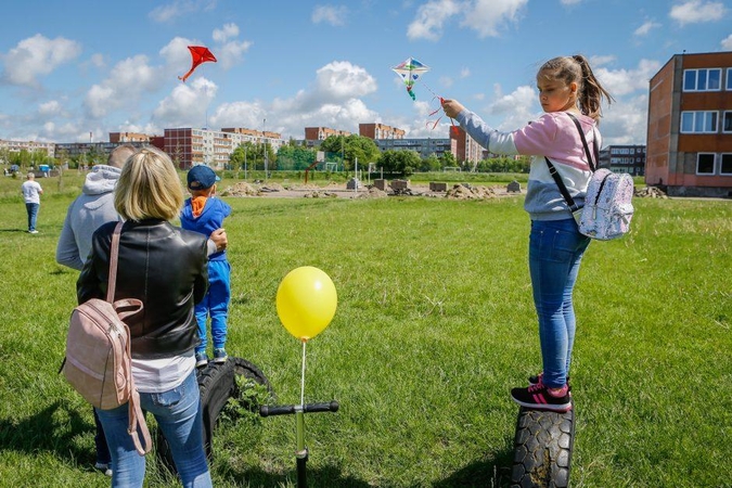 Virš Klaipėdos plevėsavo vaikų rankomis gaminti aitvarai