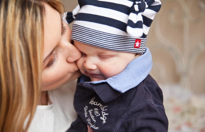 Motinystės išmokos: laiku neinformuotoms mamoms – kompensacijos