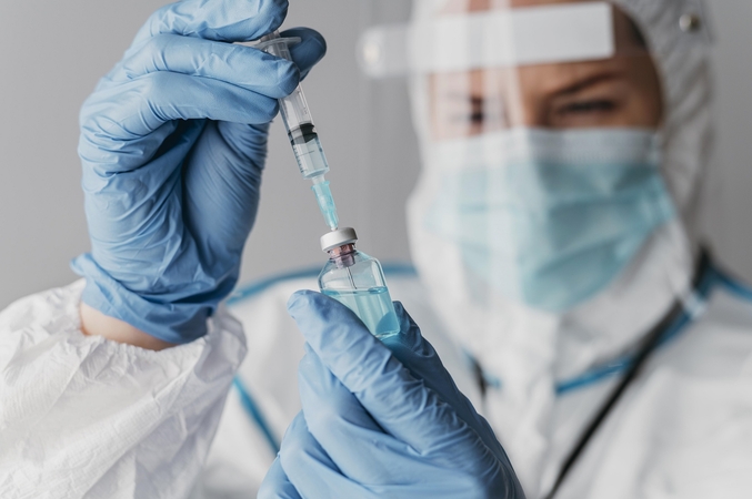 Europos Parlamentas birželį gali patvirtinti COVID-19 „žaliąjį pasą“