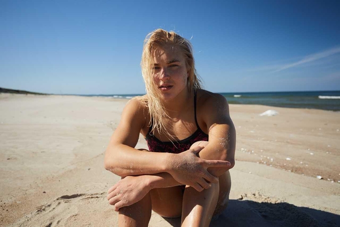 Išgyventi olimpiadą: sekinantis R. Meilutytės pasiruošimas startui