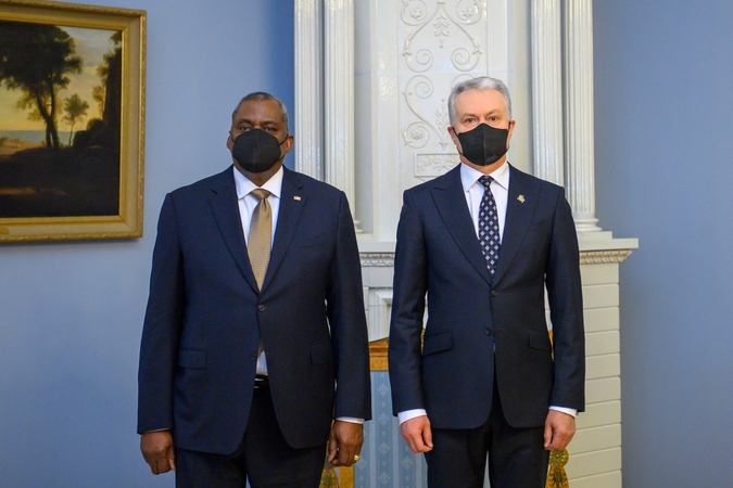 Lloydas Austinas ir Gitanas Nausėda