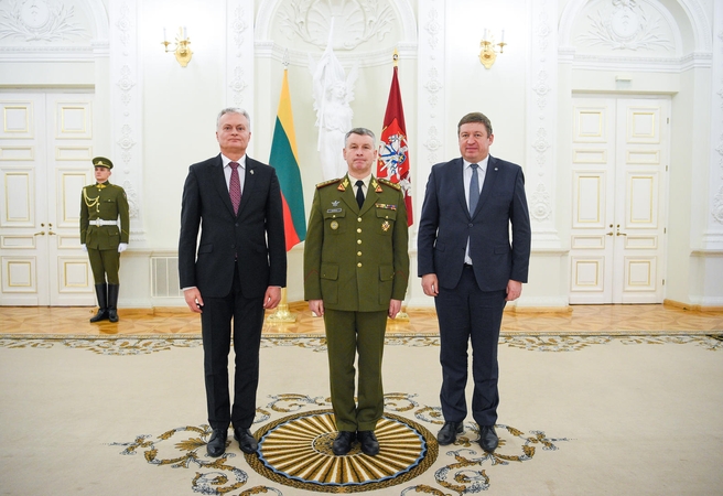 Iš kairės: Gitanas Nausėda, Valdemaras Rupšys ir Raimundas Karoblis