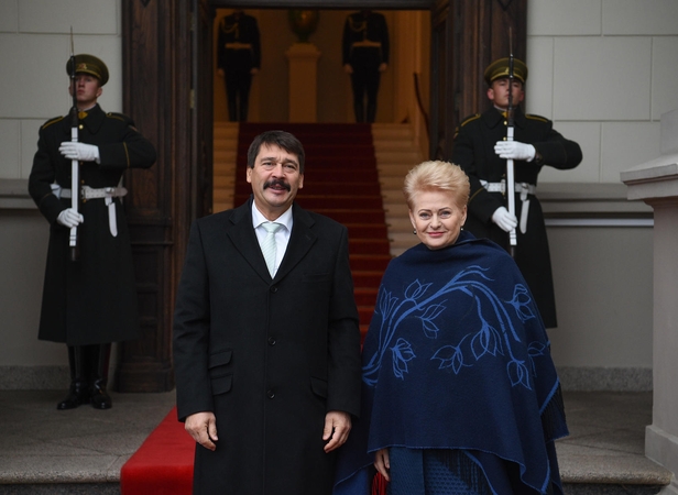 Vengrijos prezidentas: galėtume importuoti dujas iš Lietuvos