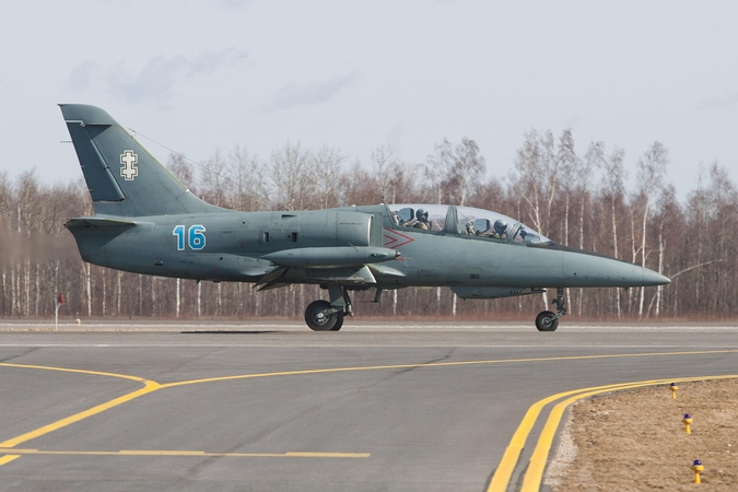 Pernai NATO naikintuvai rusų orlaivius lydėjo 110 kartų