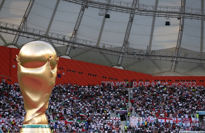Europos komandos futbolo čempionate nenešios vaivorykštės spalvų raiščių
