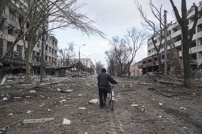 V. Zelenskis apkaltino Rusiją atakavus humanitarinį koridorių Mariupolyje